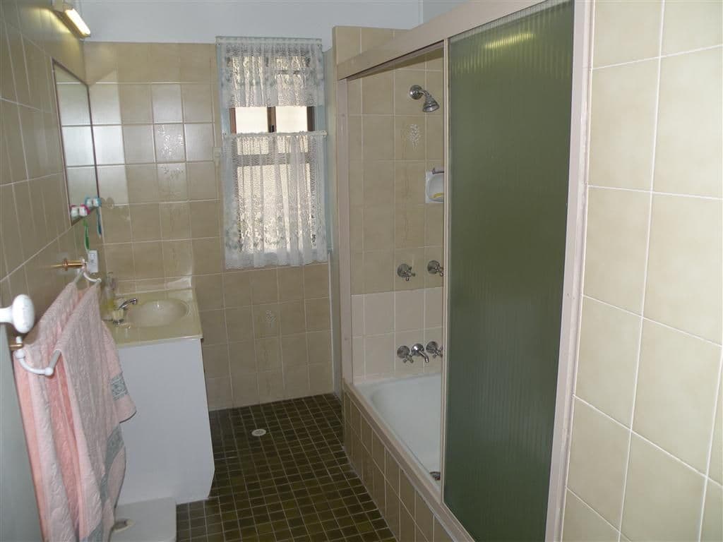 7 Ingram Street, PARK AVENUE QLD 4701, Park Avenue - Thumbnail 6