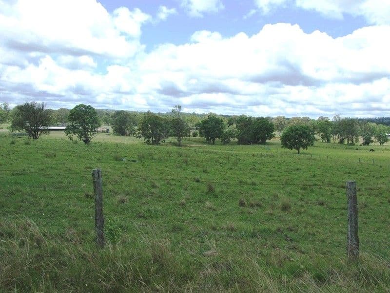 13 Devoncourt Lane, CROWS NEST QLD 4355, Crows Nest - Thumbnail 2