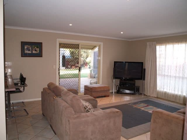 13 FR Francis Road, WAIKERIE SA 5330, Waikerie - Thumbnail 8