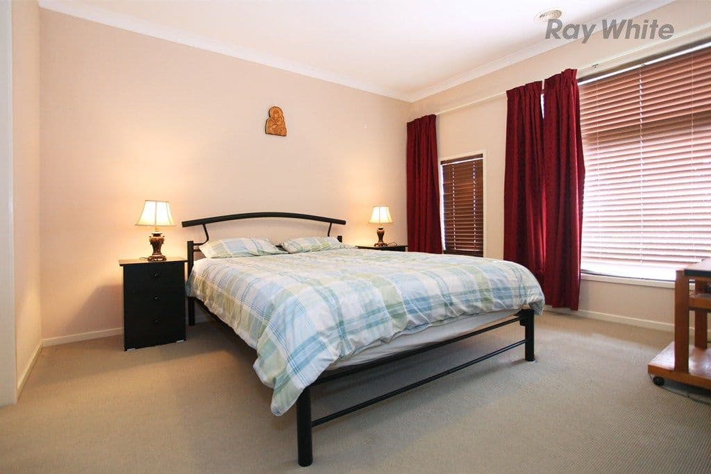 45 Moorhen Boulevard, WILLIAMS LANDING VIC 3027, Williams Landing - Thumbnail 3