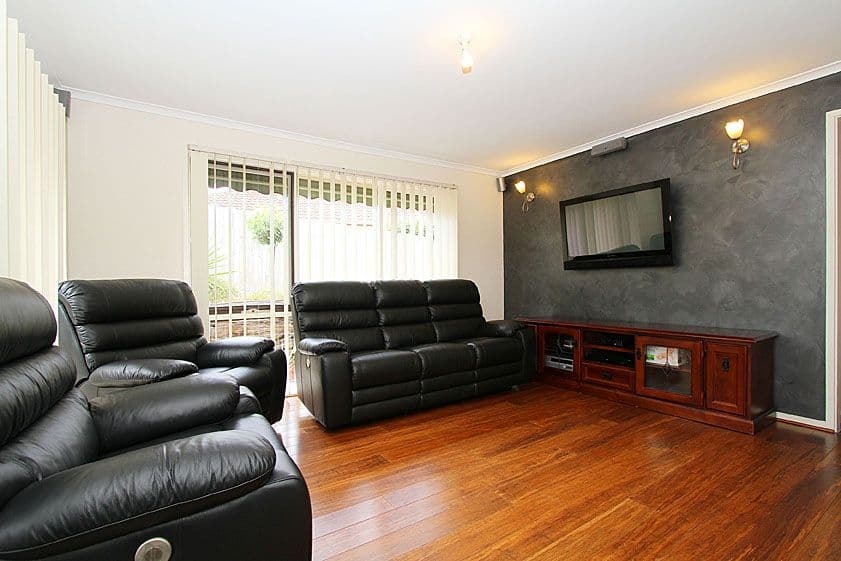 32 Axminster Drive, CRAIGIEBURN VIC 3064, Craigieburn - Thumbnail 4