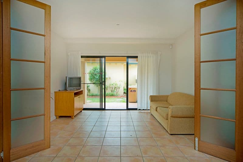 3215 The Palladian Drive, HOPE ISLAND QLD 4212, Hope Island - Thumbnail 5