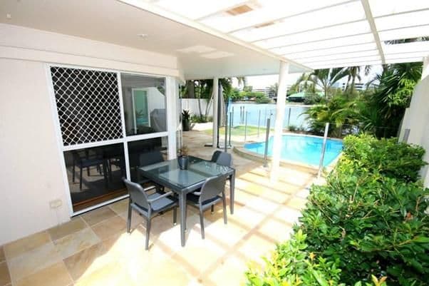 195 Stanhill Drive, CHEVRON ISLAND QLD 4217, Chevron Island - Thumbnail 6