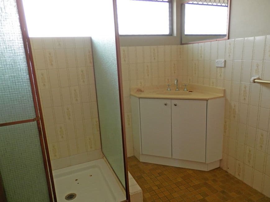 53 Milton Avenue, PARADISE POINT QLD 4216, Paradise Point - Thumbnail 4