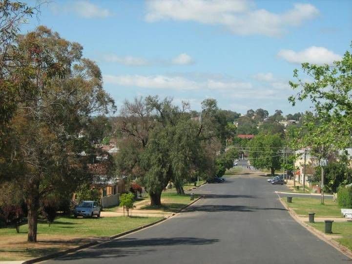 147 William Street, YOUNG NSW 2594, Young - Thumbnail 2