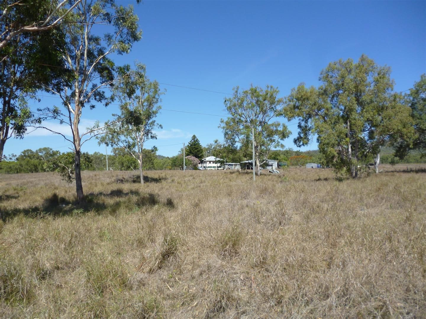 42 Gum Tree Avenue, BOULDERCOMBE QLD 4702, Bouldercombe - Thumbnail 2