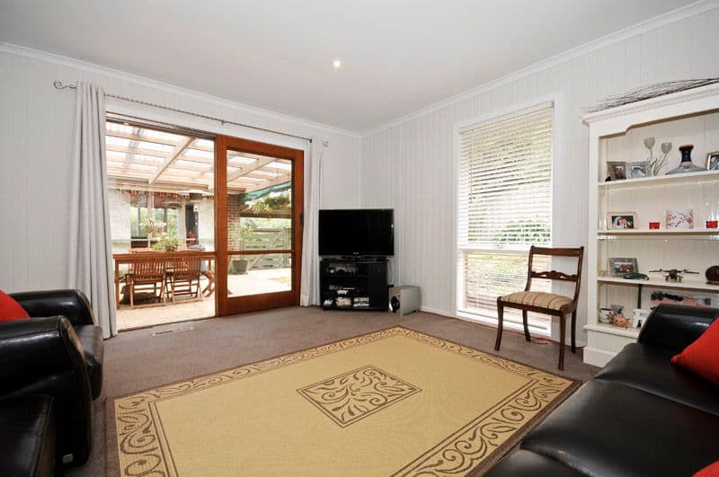 212 Manchester Road, MOOROOLBARK VIC 3138, Mooroolbark - Thumbnail 4
