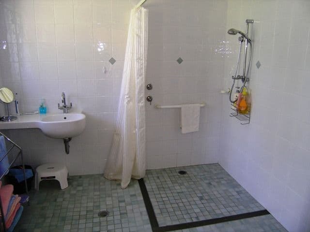 9 Jerribin Street, WYOMING NSW 2250, Wyoming - Thumbnail 5