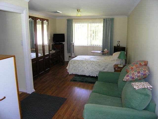 9 Jerribin Street, WYOMING NSW 2250, Wyoming - Thumbnail 3