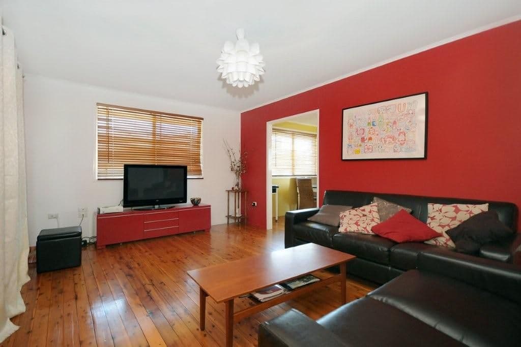 10 Raelyn Street, CENTENARY HEIGHTS QLD 4350, Centenary Heights - Thumbnail 2