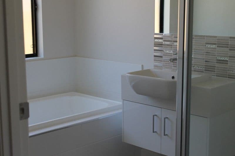 5 Twin Creek Court, CANNONVALE QLD 4802, Cannonvale - Thumbnail 6