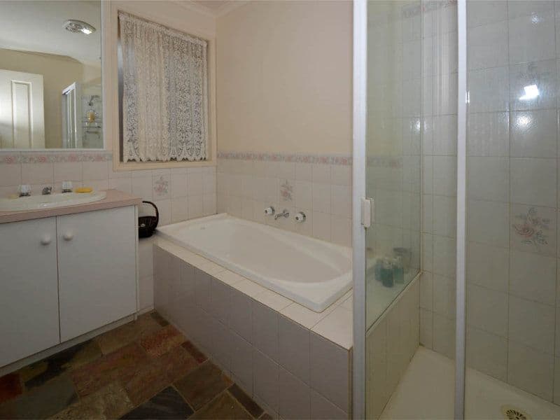 20 Anderson Road, SUNBURY VIC 3429, Sunbury - Thumbnail 8