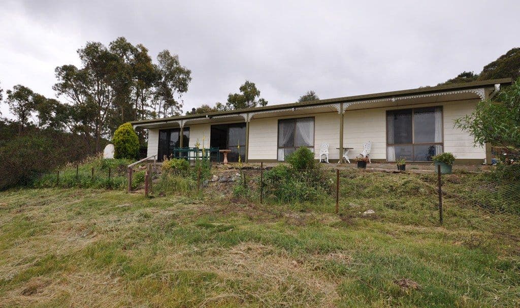 832 Staffordshire Reef Road, BERRINGA VIC 3351, Berringa - Thumbnail 8