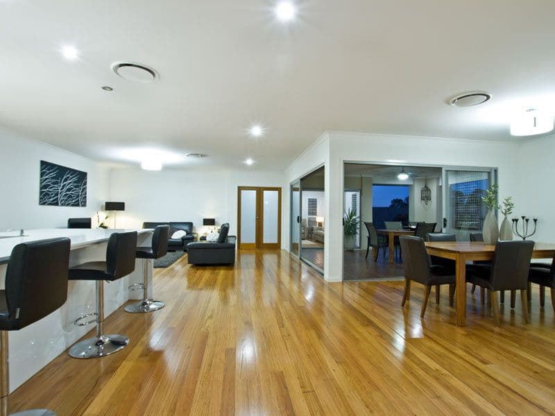 29 Seeana Crescent, BRIDGEMAN DOWNS QLD 4035, Bridgeman Downs - Thumbnail 2