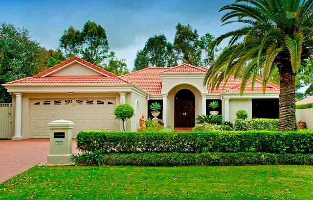 8203 Magnolia Drive West, HOPE ISLAND QLD 4212, Hope Island - Image 1