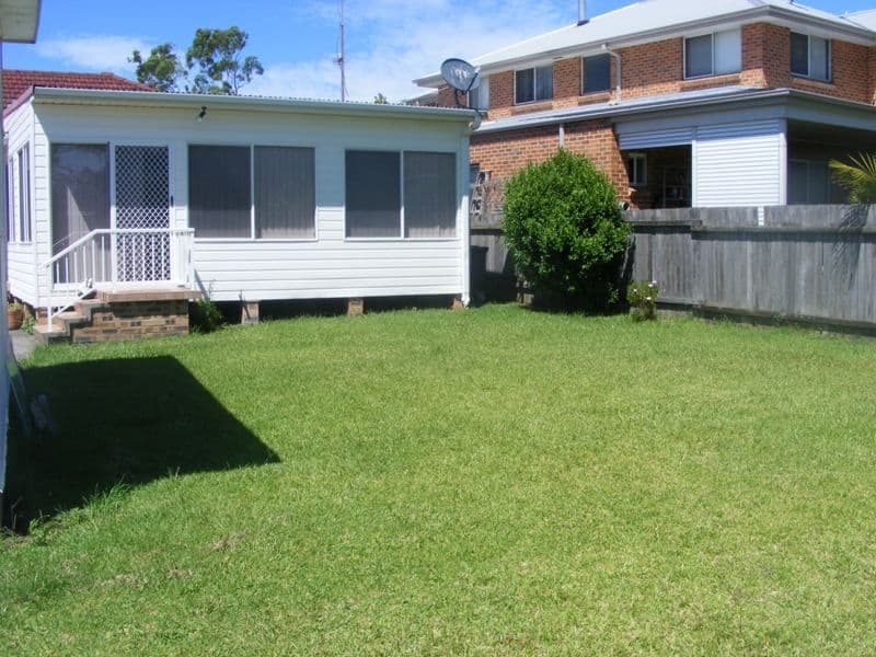 16 Dymock Street, BALGOWNIE NSW 2519, Balgownie - Thumbnail 7