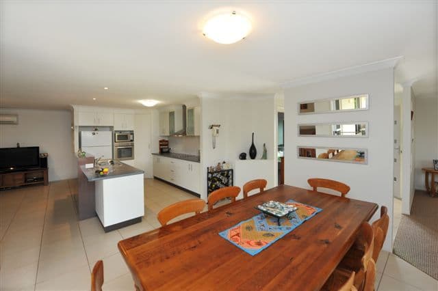 20 Shelton Crescent, KEARNEYS SPRING QLD 4350, Kearneys Spring - Thumbnail 5