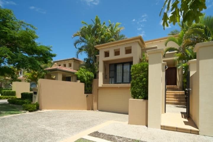 1513 Rosebank Way West, HOPE ISLAND QLD 4212, Hope Island - Image 1