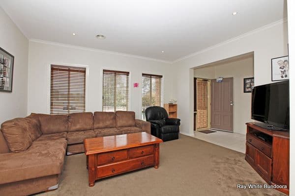 2 Hummingbird Place, SOUTH MORANG VIC 3752, South Morang - Thumbnail 2