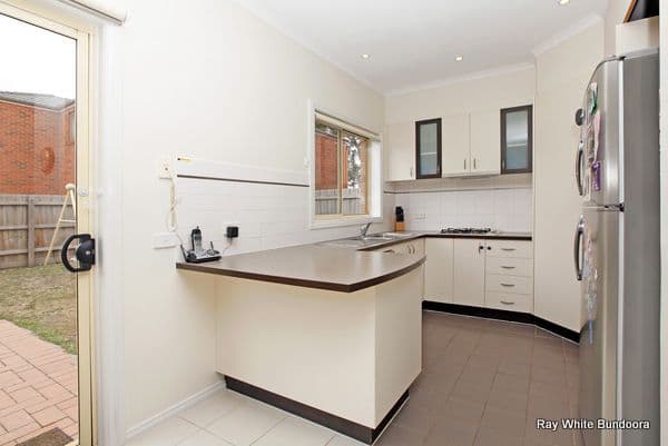 2 Hummingbird Place, SOUTH MORANG VIC 3752, South Morang - Thumbnail 3