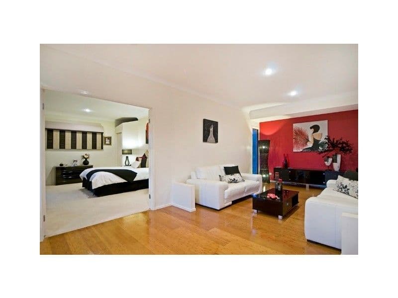34 272, COOMBABAH QLD 4216, Coombabah - Image 1