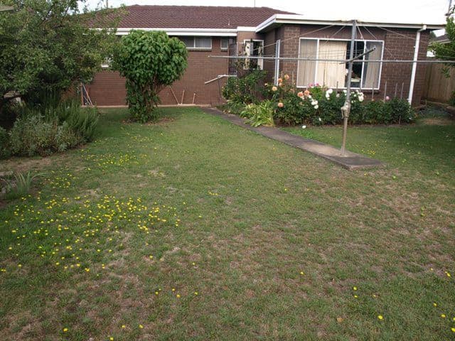6 Carolyn Crescent, WARRNAMBOOL VIC 3280, Warrnambool - Thumbnail 2