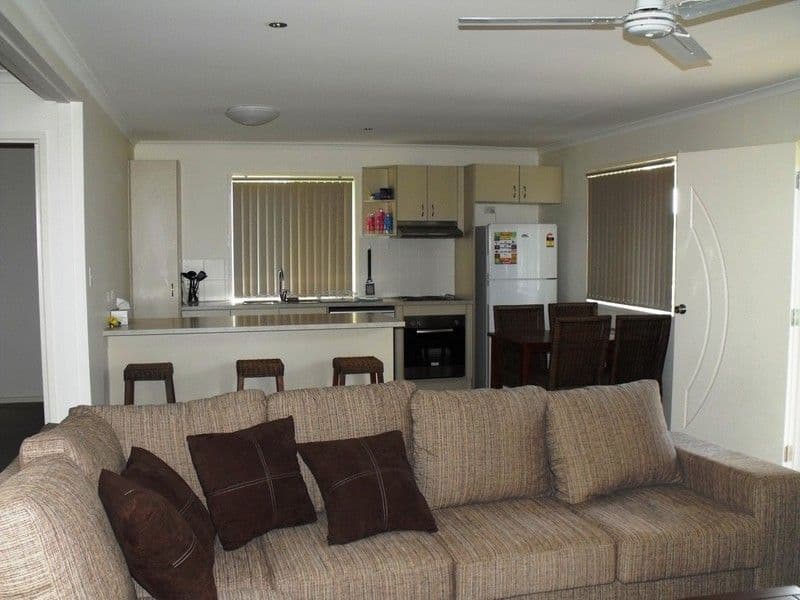 132 Old Yarraman Road, NANANGO QLD 4615, Nanango - Thumbnail 5