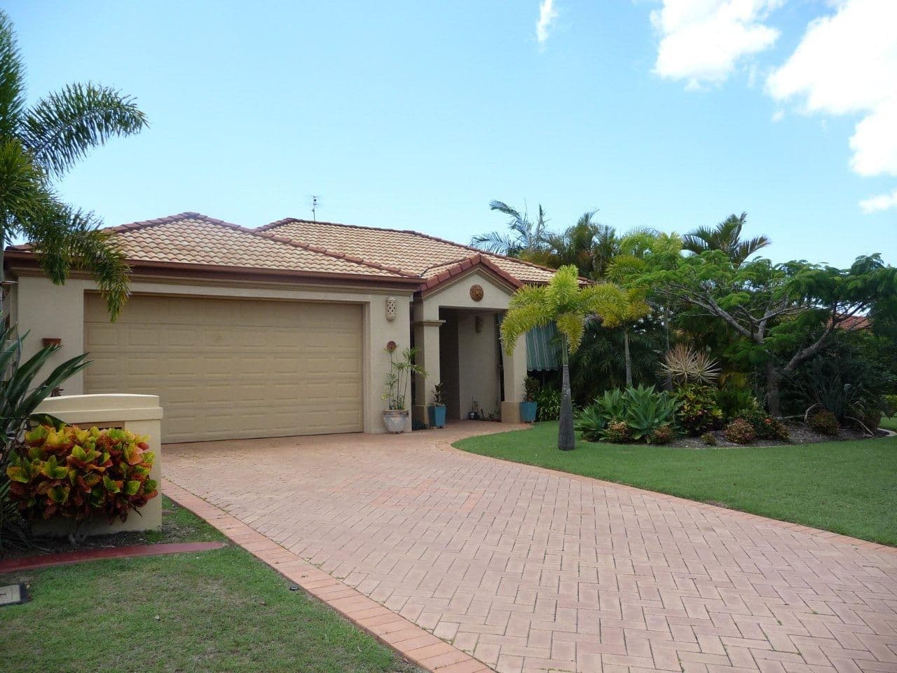 7 Shoreham Chase, ARUNDEL QLD 4214, Arundel - Image 1