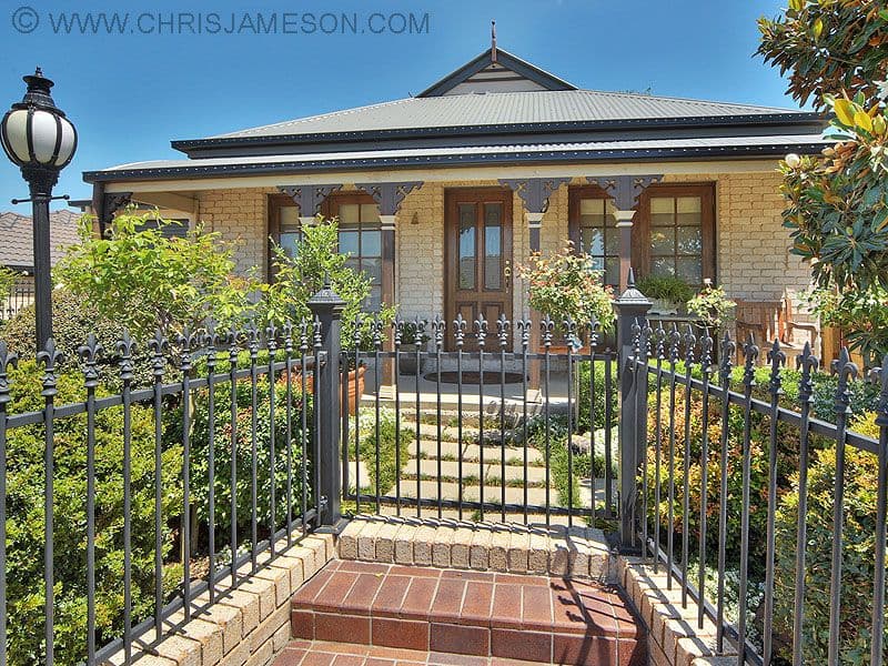 17 Admiral Crescent, SPRINGFIELD LAKES QLD 4300, Springfield Lakes - Thumbnail 2