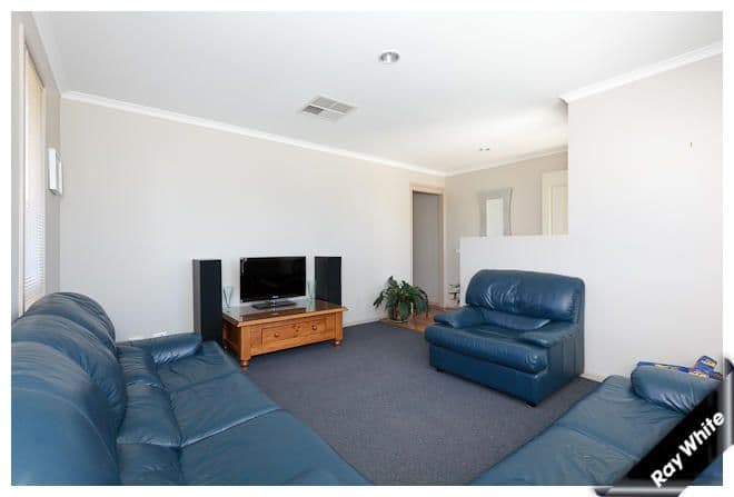 12 Fitton Close, DUNLOP ACT 2615, Dunlop - Thumbnail 2