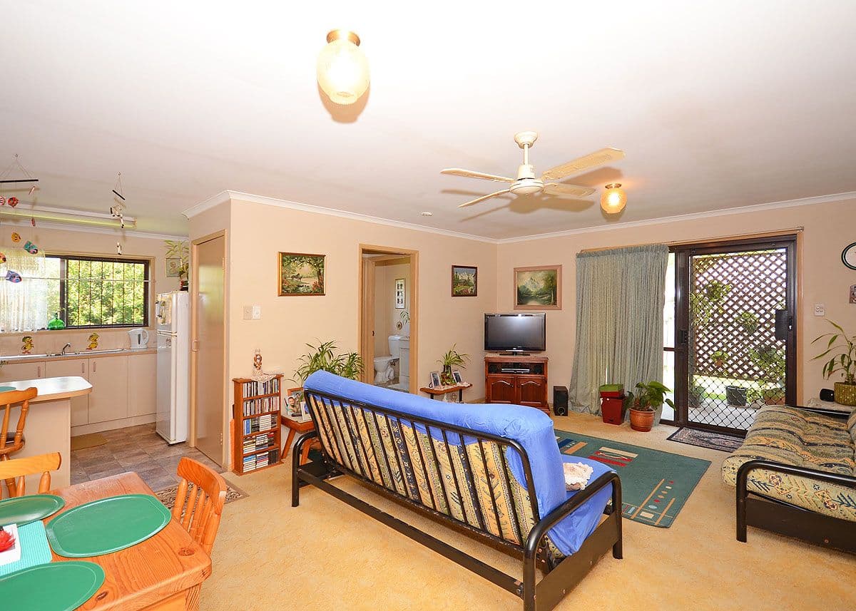 21 Granada Court, POINT VERNON QLD 4655, Point Vernon - Thumbnail 7
