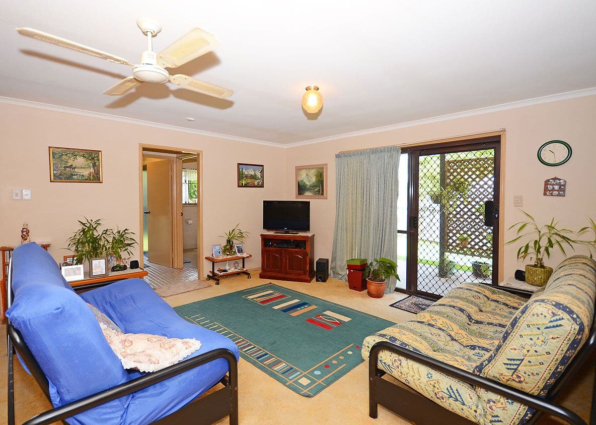 21 Granada Court, POINT VERNON QLD 4655, Point Vernon - Thumbnail 6