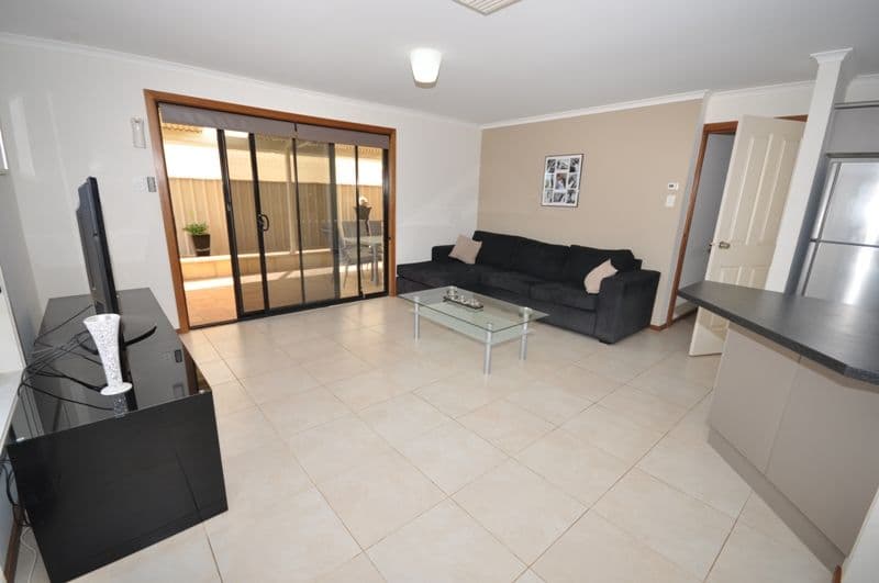 14 Chelmsford Street, CRAIGMORE SA 5114, Craigmore - Thumbnail 3
