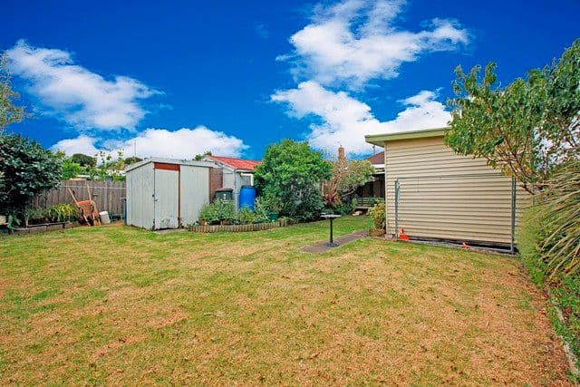 1 Lambassa Grove, RESERVOIR VIC 3073, Reservoir - Thumbnail 8