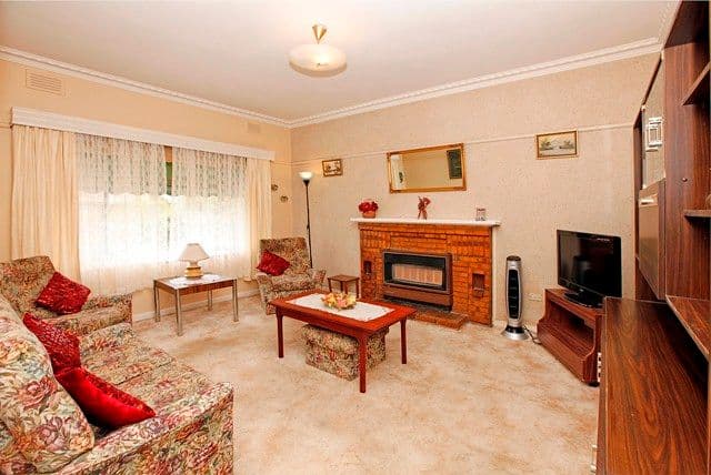 1 Lambassa Grove, RESERVOIR VIC 3073, Reservoir - Thumbnail 2