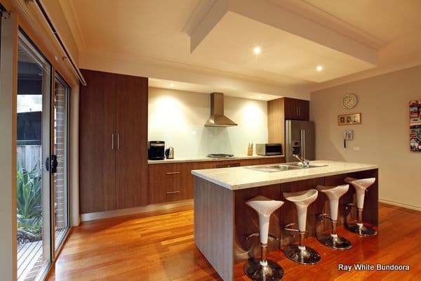 8 Thornholm Road, SOUTH MORANG VIC 3752, South Morang - Thumbnail 6