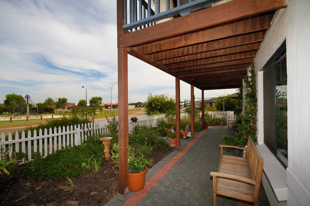27a  Coonawarra Drive, CAVERSHAM WA 6055, Caversham - Thumbnail 3
