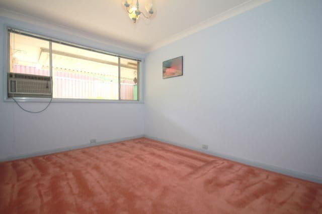 19 Talinga Avenue, GEORGES HALL NSW 2198, Georges Hall - Thumbnail 7