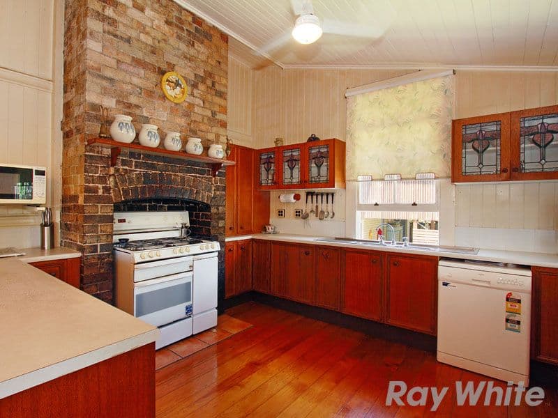 28 Park Avenue, CLAYFIELD QLD 4011, Clayfield - Thumbnail 3