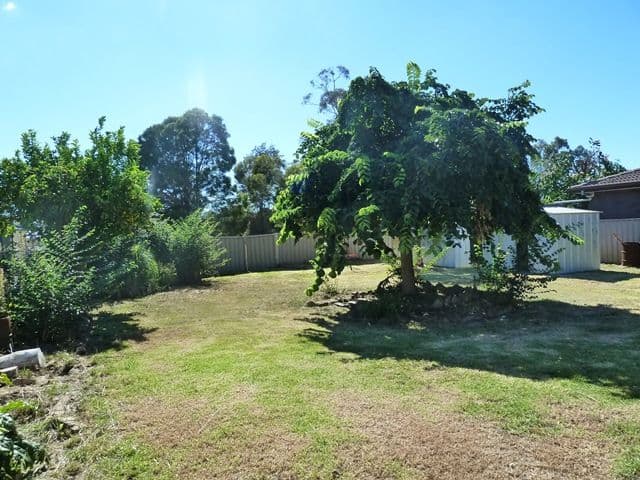 7 Bandera Avenue, GLENFIELD PARK NSW 2650, Glenfield Park - Thumbnail 8