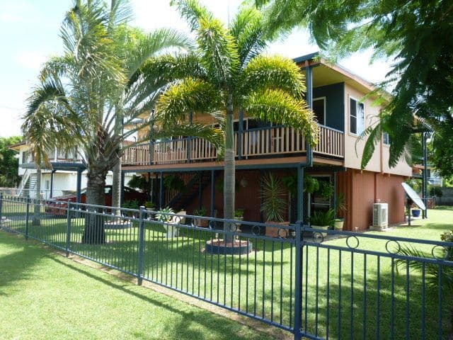 18 Beverley Street, EAST MACKAY QLD 4740, East Mackay - Thumbnail 2