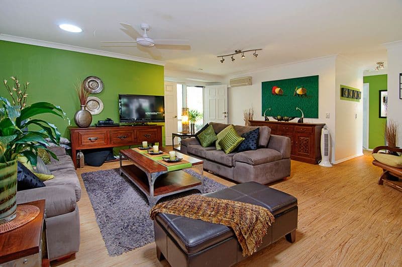 433 Pine Ridge Road, RUNAWAY BAY QLD 4216, Runaway Bay - Thumbnail 2