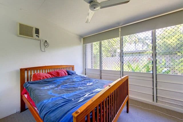53 Princes Road, HYDE PARK QLD 4812, Hyde Park - Thumbnail 5