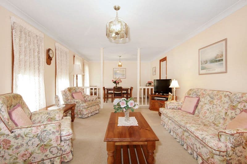 1 Annie Close, BATEAU BAY NSW 2261, Bateau Bay - Thumbnail 2