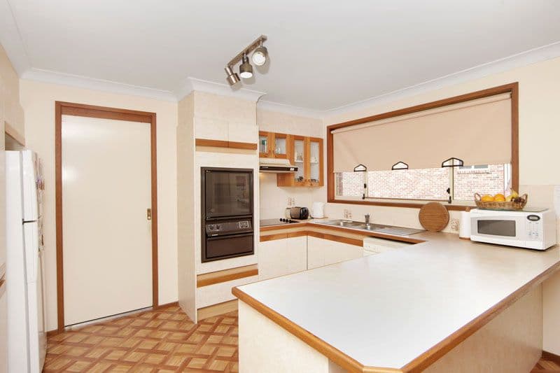 1 Annie Close, BATEAU BAY NSW 2261, Bateau Bay - Thumbnail 3