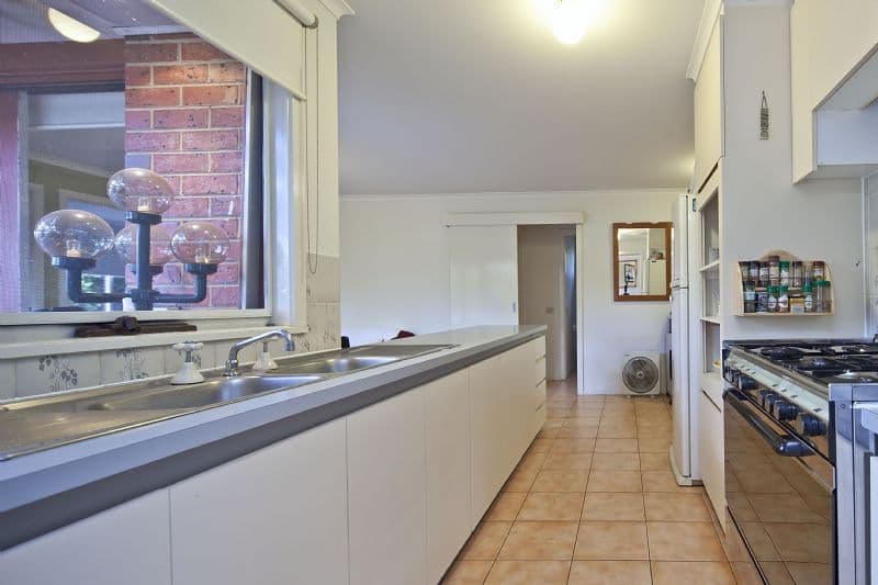 2 Linlithgow Court, FRANKSTON VIC 3199, Frankston - Thumbnail 3