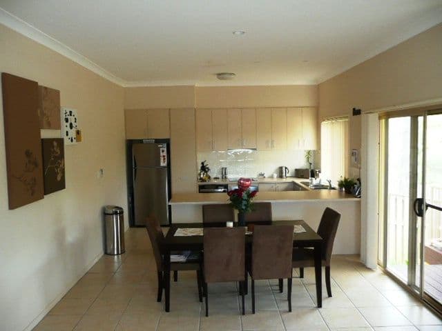 9 Wendy Court, UPPER COOMERA QLD 4209, Upper Coomera - Thumbnail 2