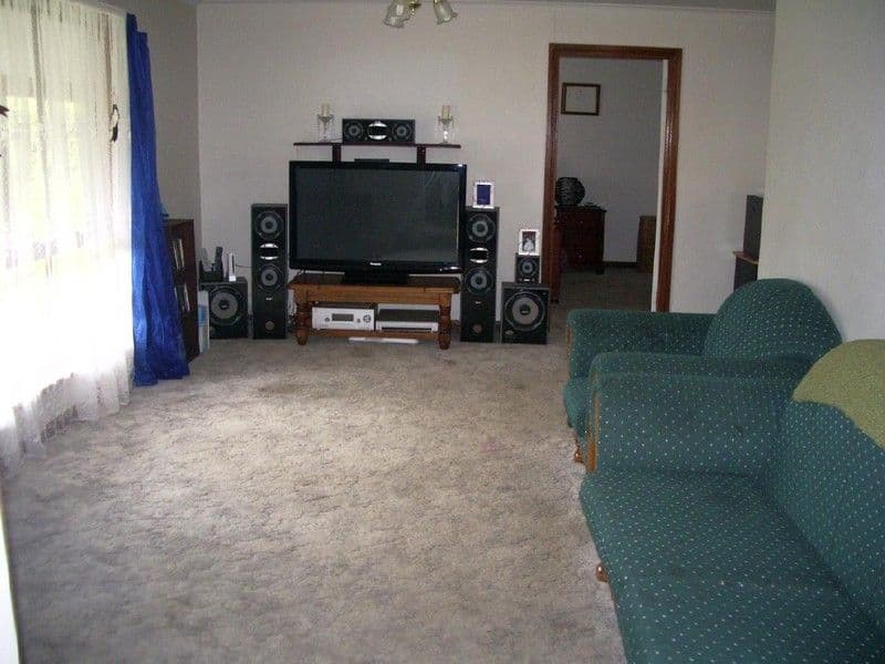 15 Fullarton Street, BORDERTOWN SA 5268, Bordertown - Thumbnail 3