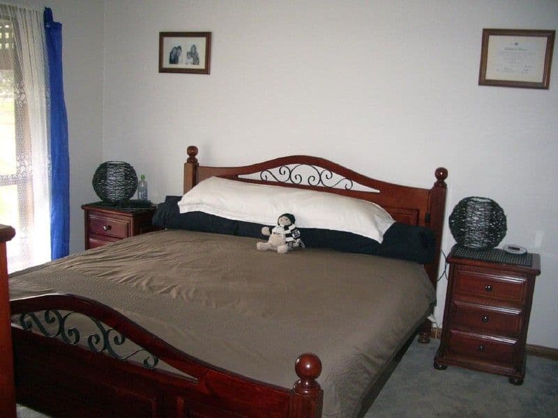 15 Fullarton Street, BORDERTOWN SA 5268, Bordertown - Thumbnail 5