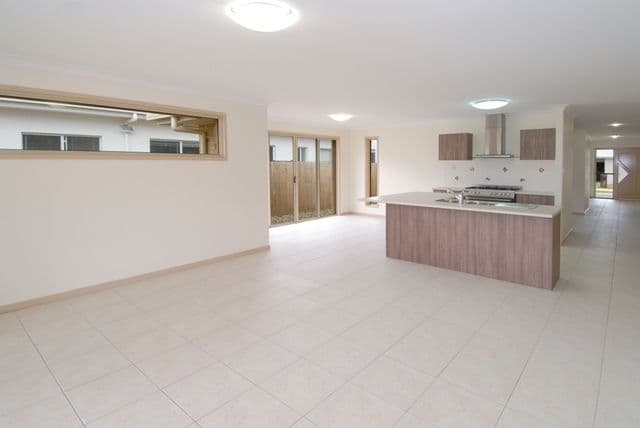 88 O'Reilly Drive, CALOUNDRA WEST QLD 4551, Caloundra West - Thumbnail 3